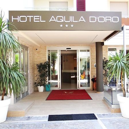 Hotel Aquila D'Oro 미사노아드리아티코 외부 사진