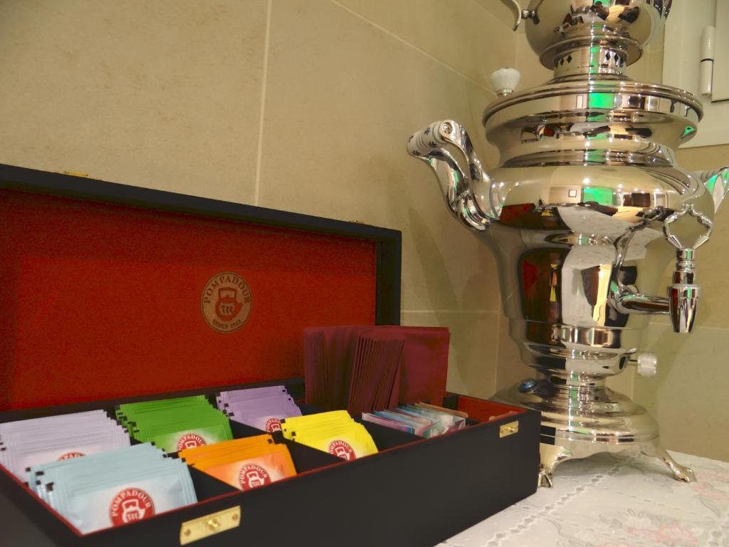 Hotel Aquila D'Oro 미사노아드리아티코 외부 사진