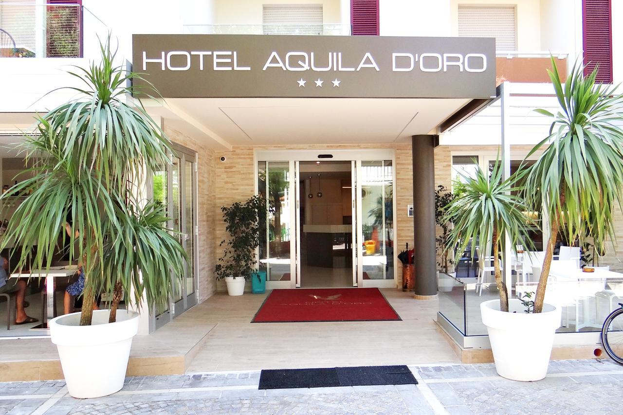 Hotel Aquila D'Oro 미사노아드리아티코 외부 사진